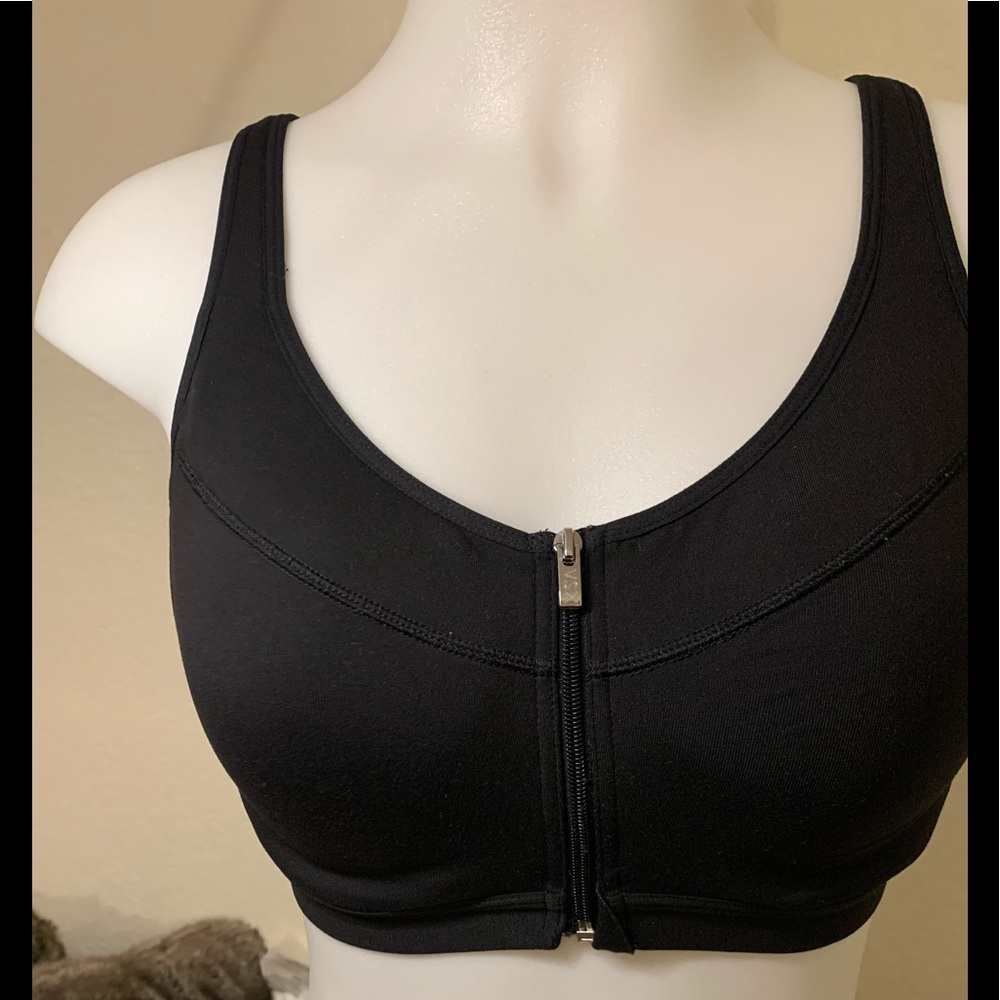 VS Sports Bra